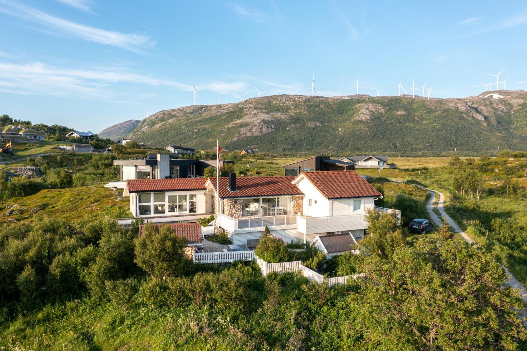 Brensholmen Beach House Tromso Exterior photo
